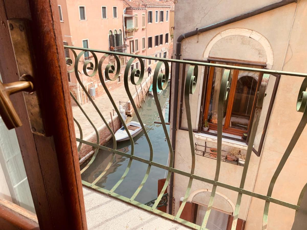 Grimaldi Apartments Cannaregio เวนิส ภายนอก รูปภาพ