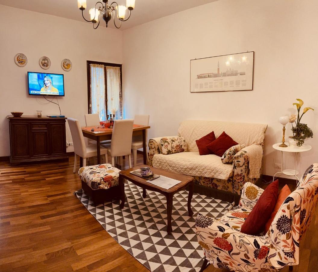 Grimaldi Apartments Cannaregio เวนิส ภายนอก รูปภาพ