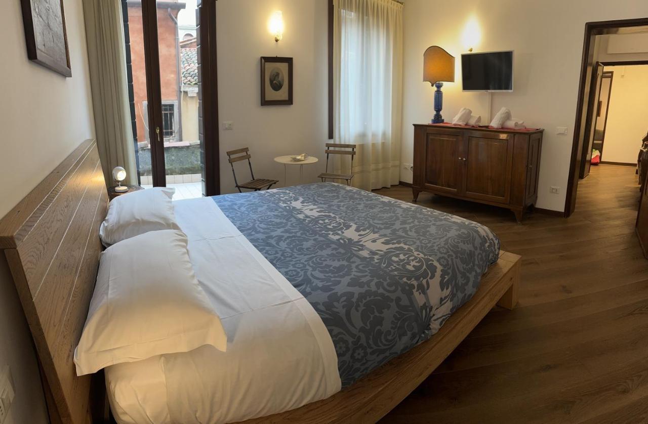 Grimaldi Apartments Cannaregio เวนิส ภายนอก รูปภาพ