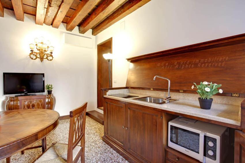 Grimaldi Apartments Cannaregio เวนิส ภายนอก รูปภาพ